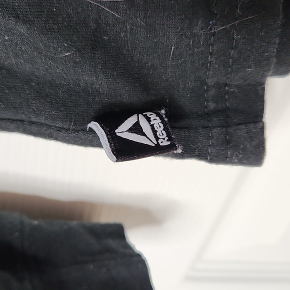 Boys Reebok 2 two longsleeve shirts hooded and lightweight size 14/ 16 - Picture 12 of 13